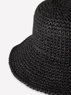 Cappello intrecciato