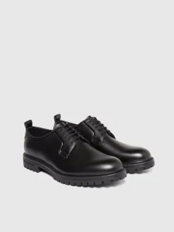 Derby in pelle