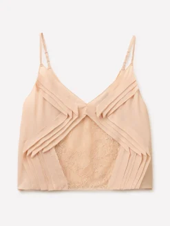 Top con pizzo
